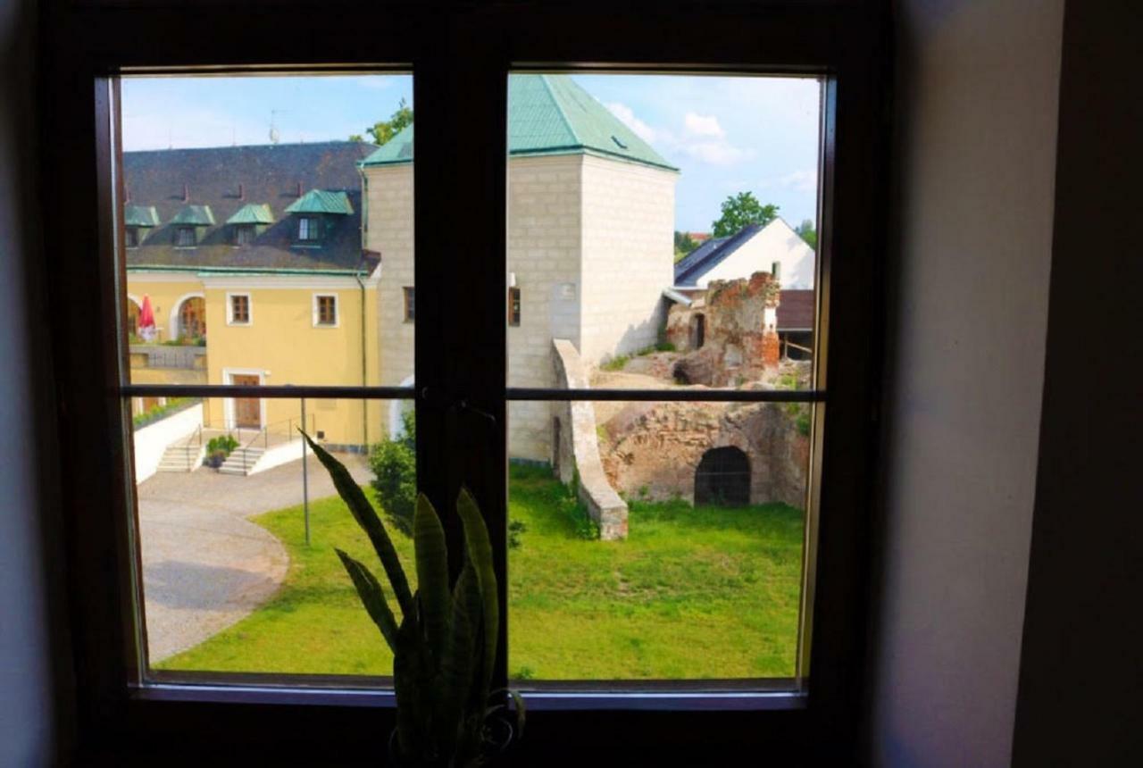 Penzion A Pivnice Varna Velka Bystrice Exterior foto